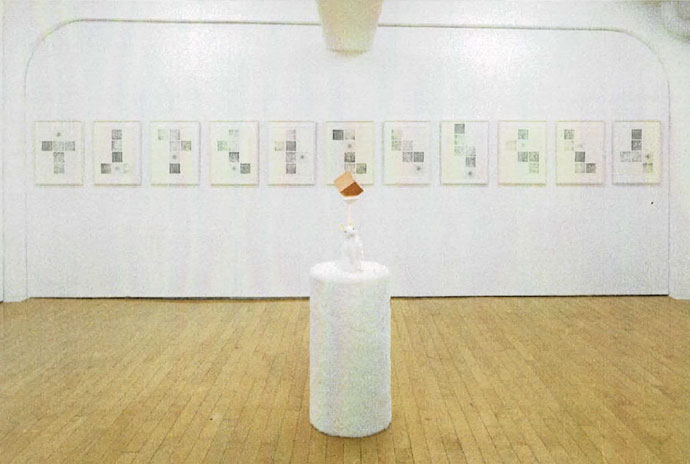 銅版画作品「記憶からあとずさり」シリーズの制作とその発表 （個展開催、記録集制作） 